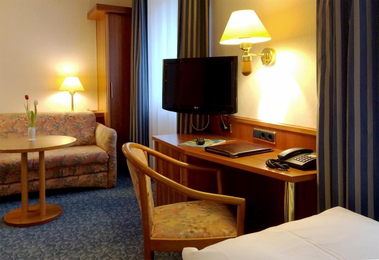 Hotel Ilbertz Garni Cologne Exterior photo