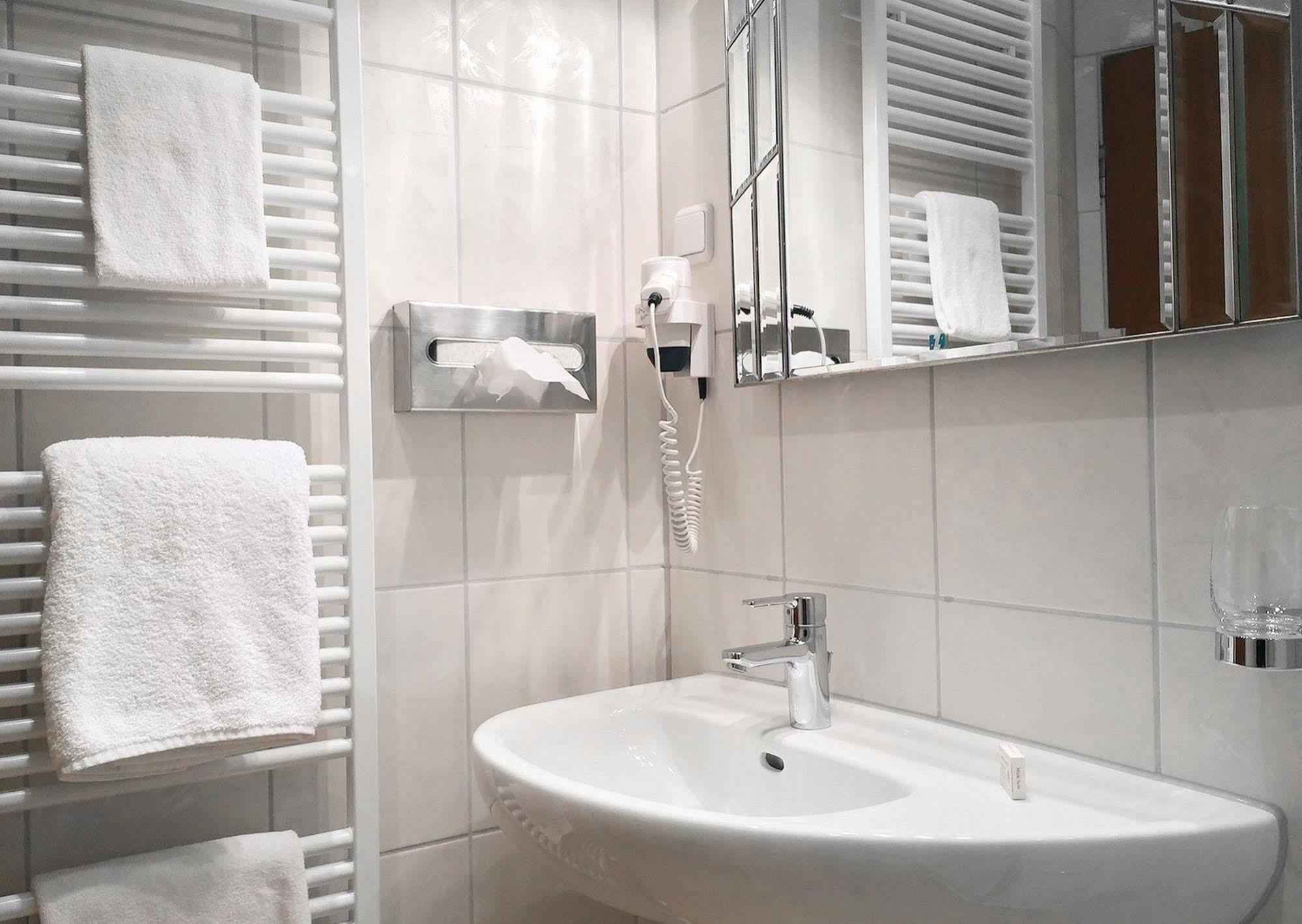 Hotel Ilbertz Garni Cologne Exterior photo