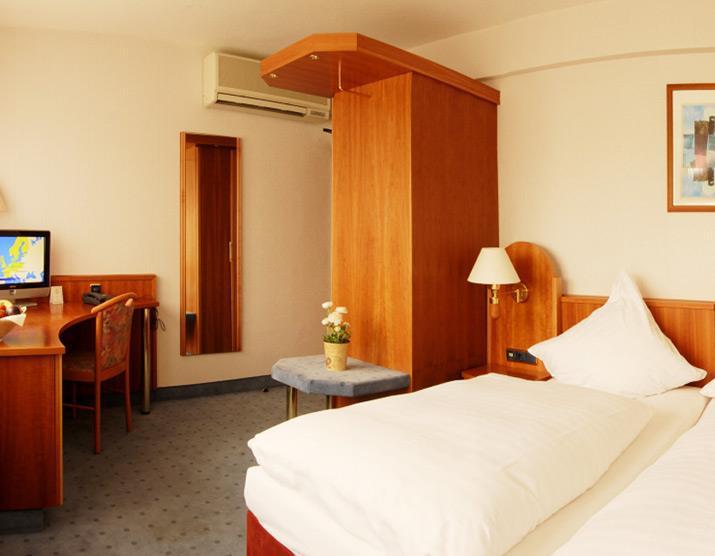 Hotel Ilbertz Garni Cologne Room photo